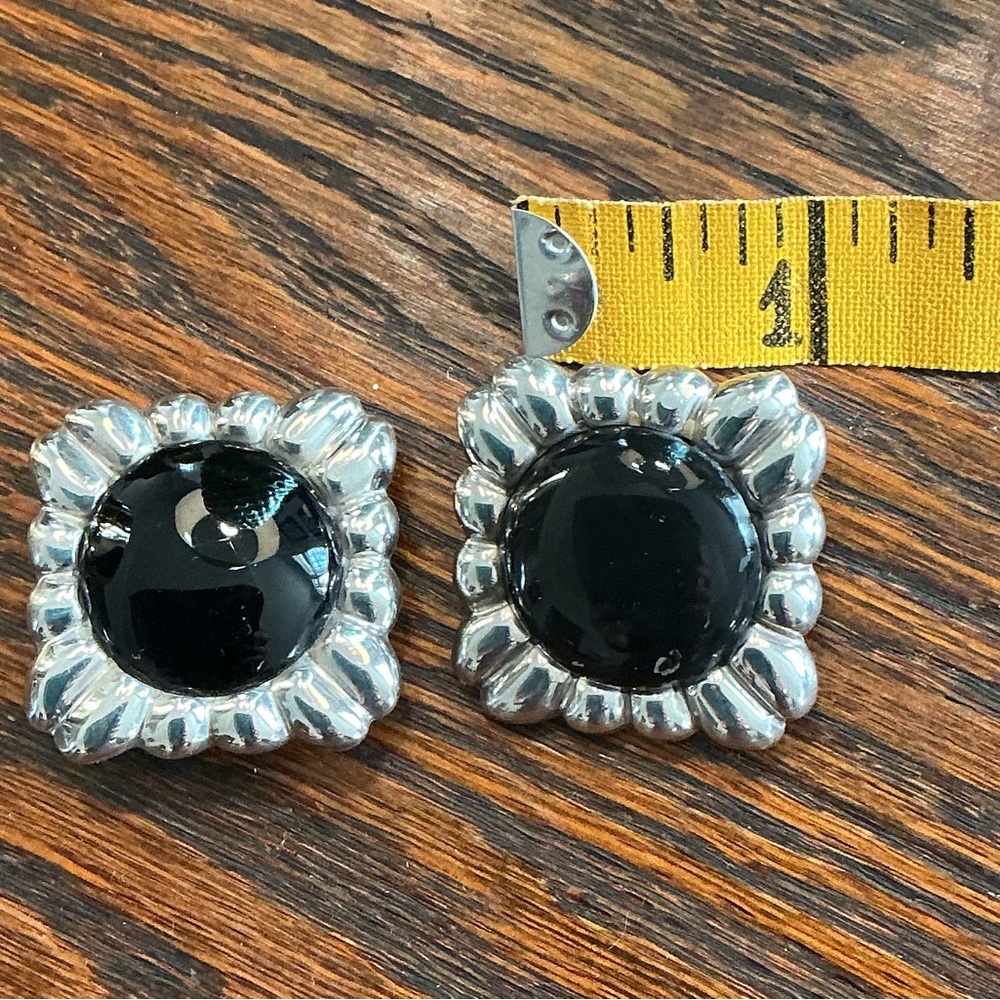 Sterling Silver and Black onyx Floral clip on Earrings